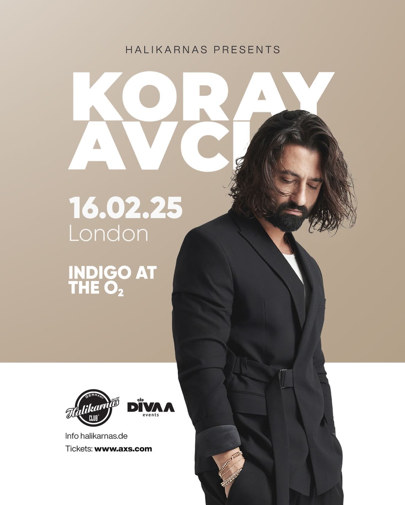 Koray Avcı - Şarkıcı (36 yaşında) - fotoğraf