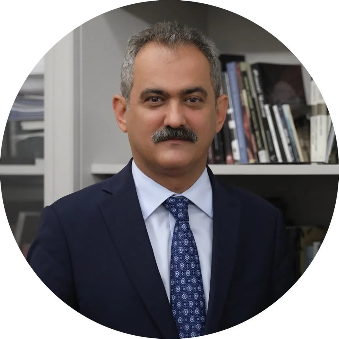 Mahmut Özer - Akademik (56 yaşında) - Profil fotoğrafı ve resmi görsel