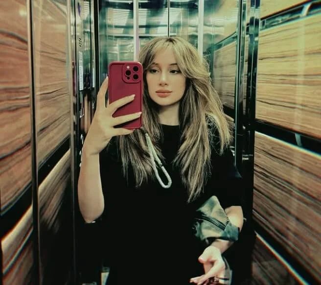 Mela Bedel - Muganni (31 yaşında) - fotoğraf