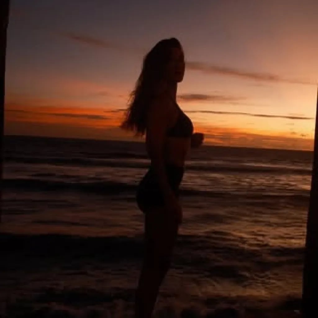 Merve Oflaz - Aktyor (38 yaşında) - Profil fotoğrafı ve resmi görsel