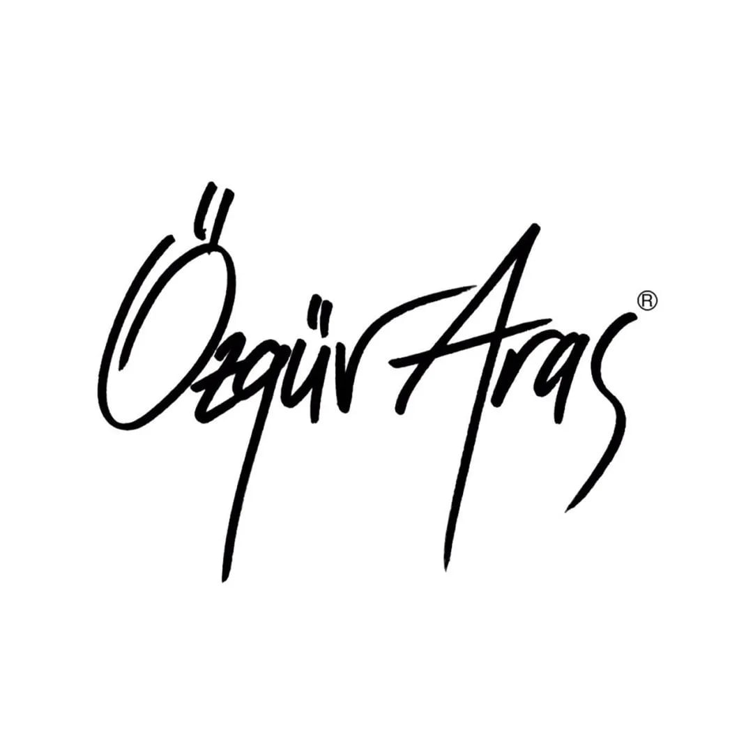 Özgür Aras - Yazar (50 yaşında) - Profil fotoğrafı ve resmi görsel