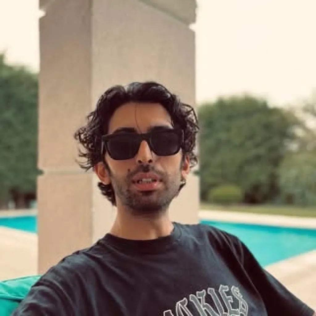 Özgür Meriç - Oyuncu (34 yaşında) - Profil fotoğrafı ve resmi görsel