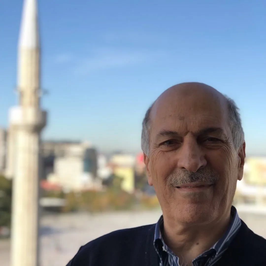 Rahim Er - Jurnalist (76 yaşında) - Profil fotoğrafı ve resmi görsel