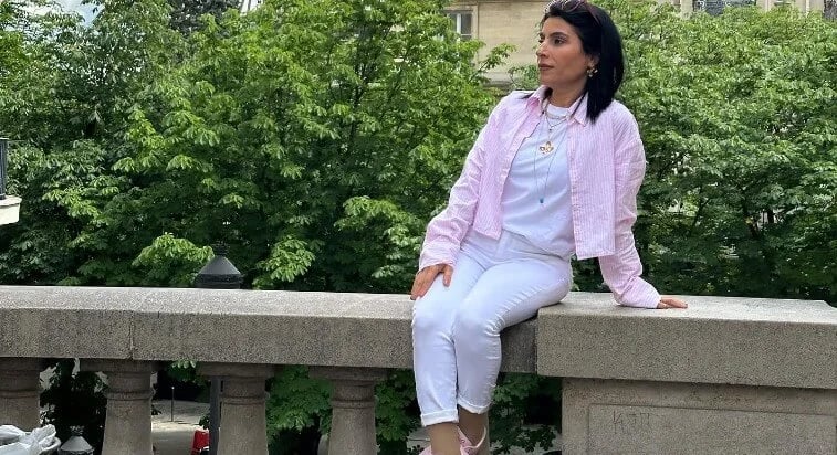 Rojda Şenses - Yazar (48 yaşında) - sosyal medya fotoğrafı