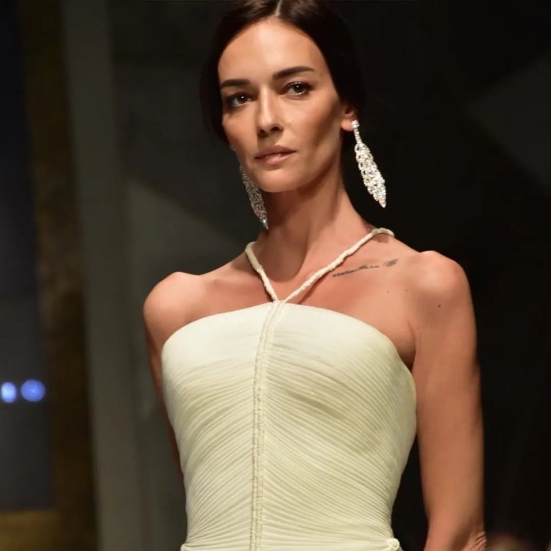 Sema Şimşek - Aktyor (50 yaşında) - Profil fotoğrafı ve resmi görsel