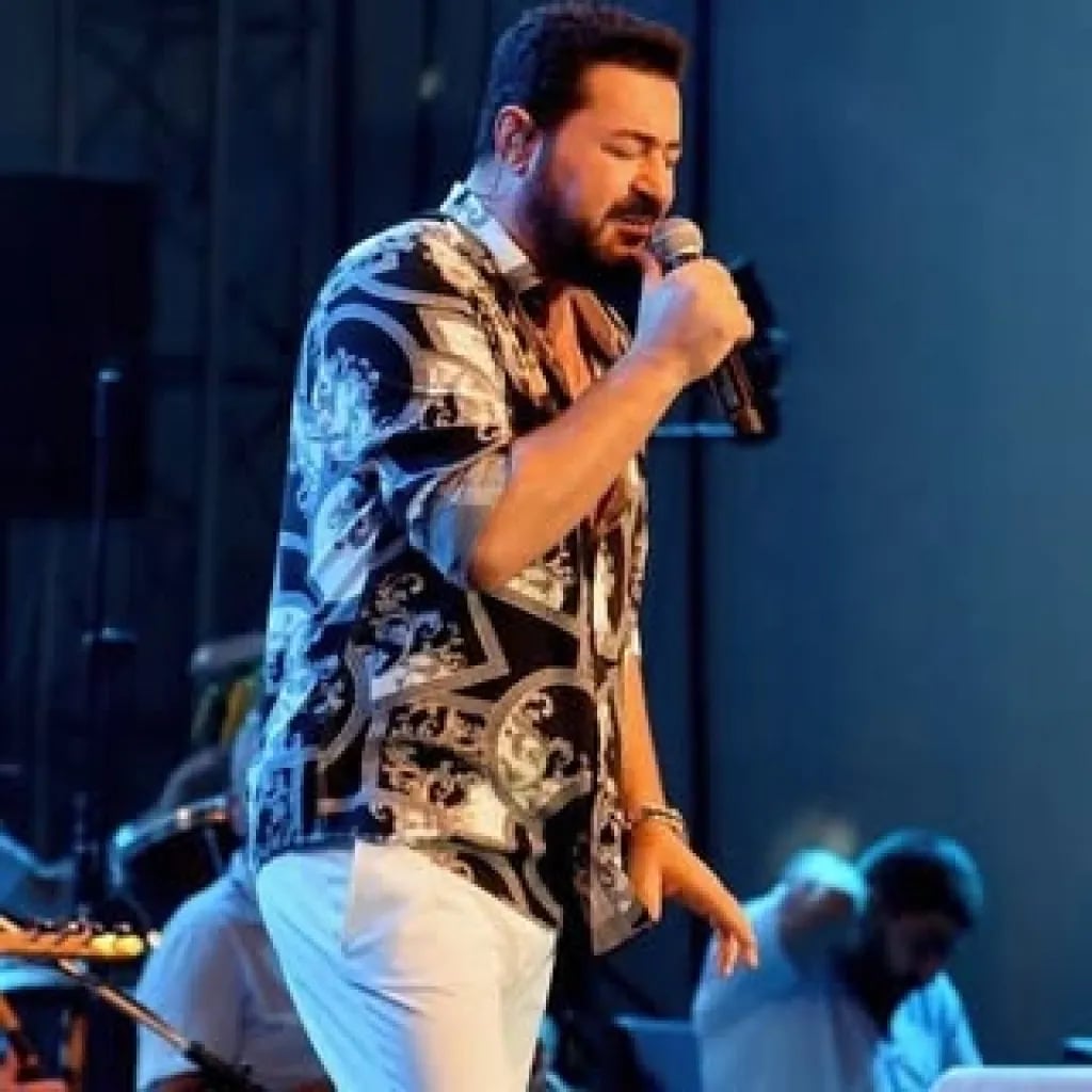 Serkan Kaya - Muganni (48 yaşında) - Profil fotoğrafı ve resmi görsel