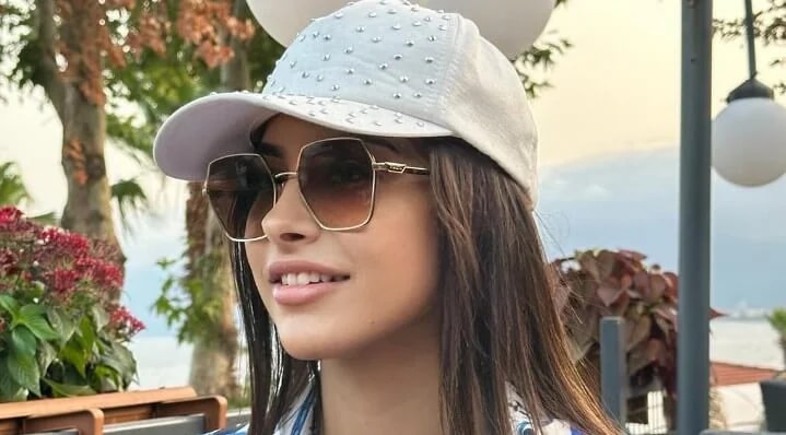 Aynur Polat - Şarkıcı (20 yaşında) - Ana profil fotoğrafı ve resmi görsel