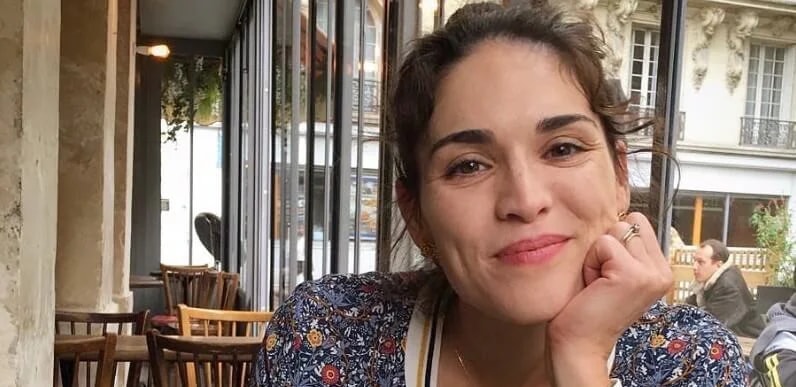 Emine Meyrem - Oyuncu (46 yaşında) - Ana profil fotoğrafı ve resmi görsel