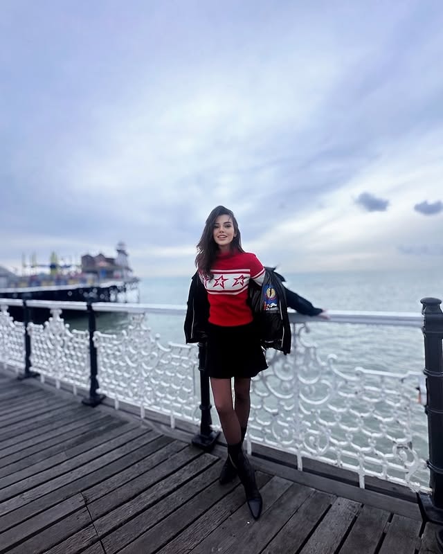 Tuvana Türkay - Oyuncu (36 yaşında) - Ana profil fotoğrafı ve resmi görsel