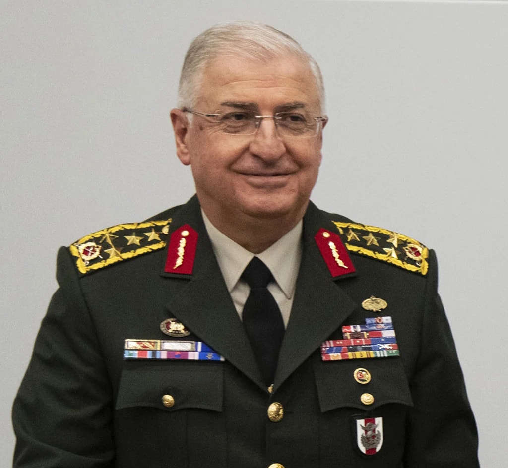 Yaşar Üzer - Schauspieler (70 yaşında) - Ana profil fotoğrafı ve resmi görsel