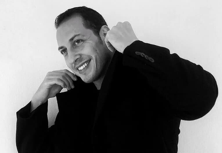 Ali Aksöz - Schauspieler (48 yaşında) - fotoğraf 3