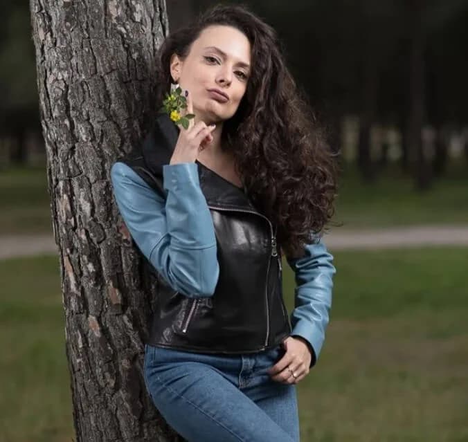 Başak Akbay - Schauspieler (39 yaşında) - fotoğraf 5