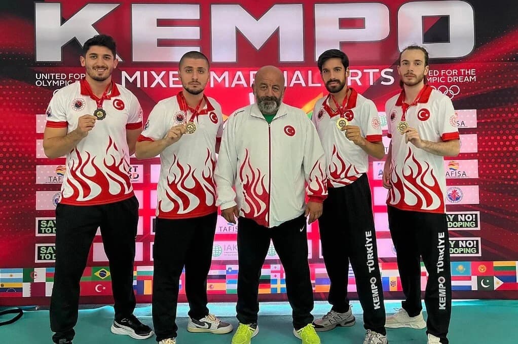 Berk Erol - Sporcu (28 yaşında) - fotoğraf 3