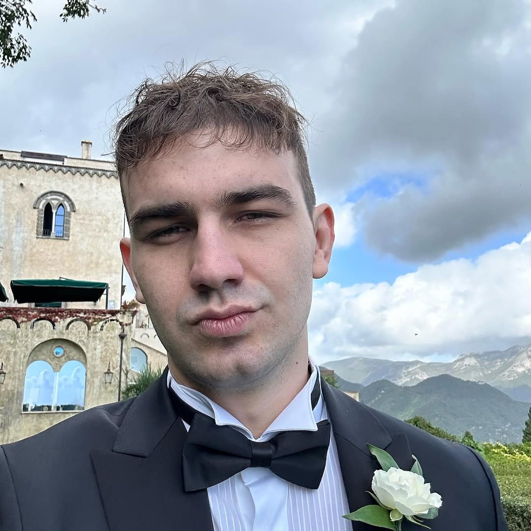 Bege - YouTuber - Ana profil fotoğrafı ve resmi görsel