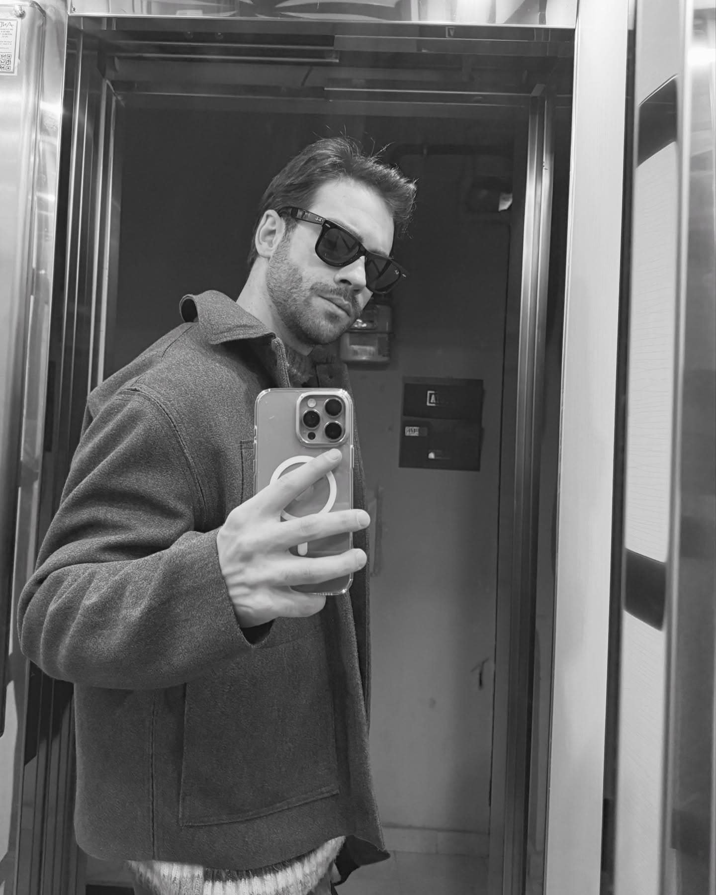 Burak Berkay Akgül - Oyuncu (29 yaşında) - fotoğraf 5
