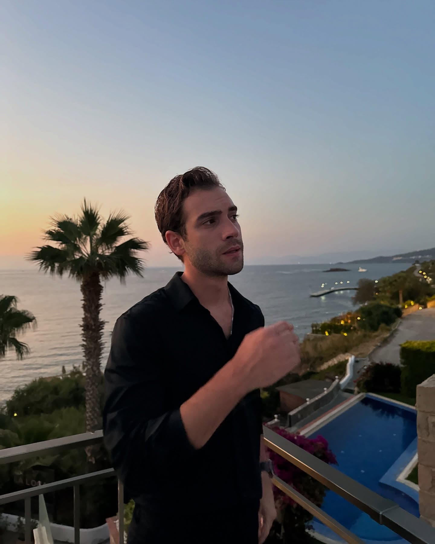 Burak Berkay Akgül - Oyuncu (29 yaşında) - fotoğraf 4