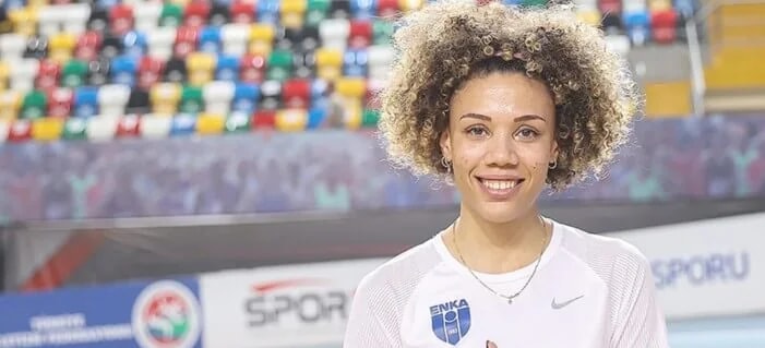 Buse Savaşkan - Idmanci - Ana profil fotoğrafı ve resmi görsel