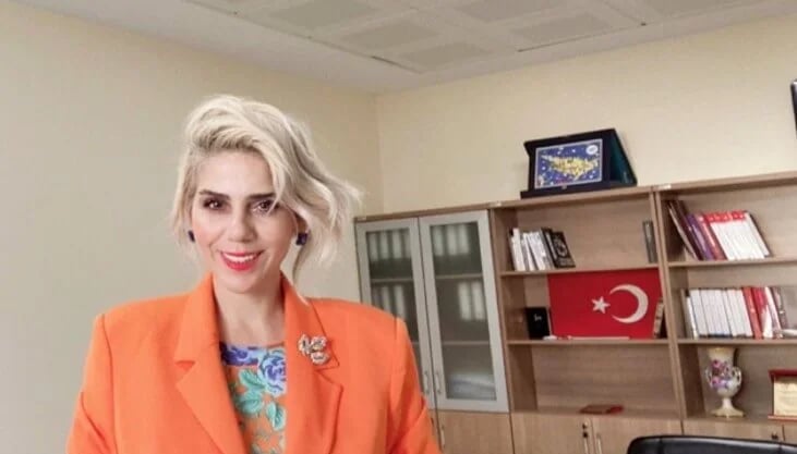 Emete Gözügüzelli - Avukat (48 yaşında) - günlük yaşam fotoğrafı