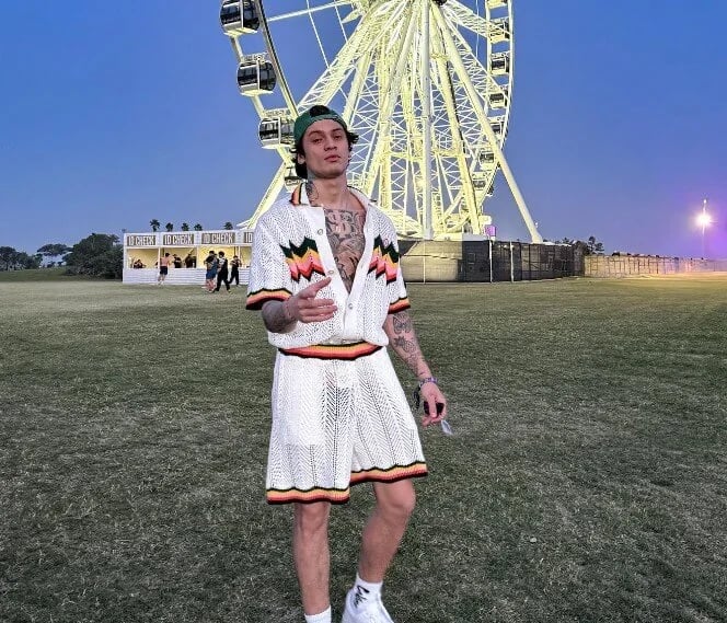 Emirhan Çakal - Yazar (31 yaşında) - sosyal medya fotoğrafı