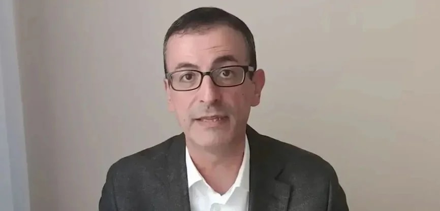 Evren Devrim Zelyut - Iqtisadci (44 yaşında) - Ana profil fotoğrafı ve resmi görsel