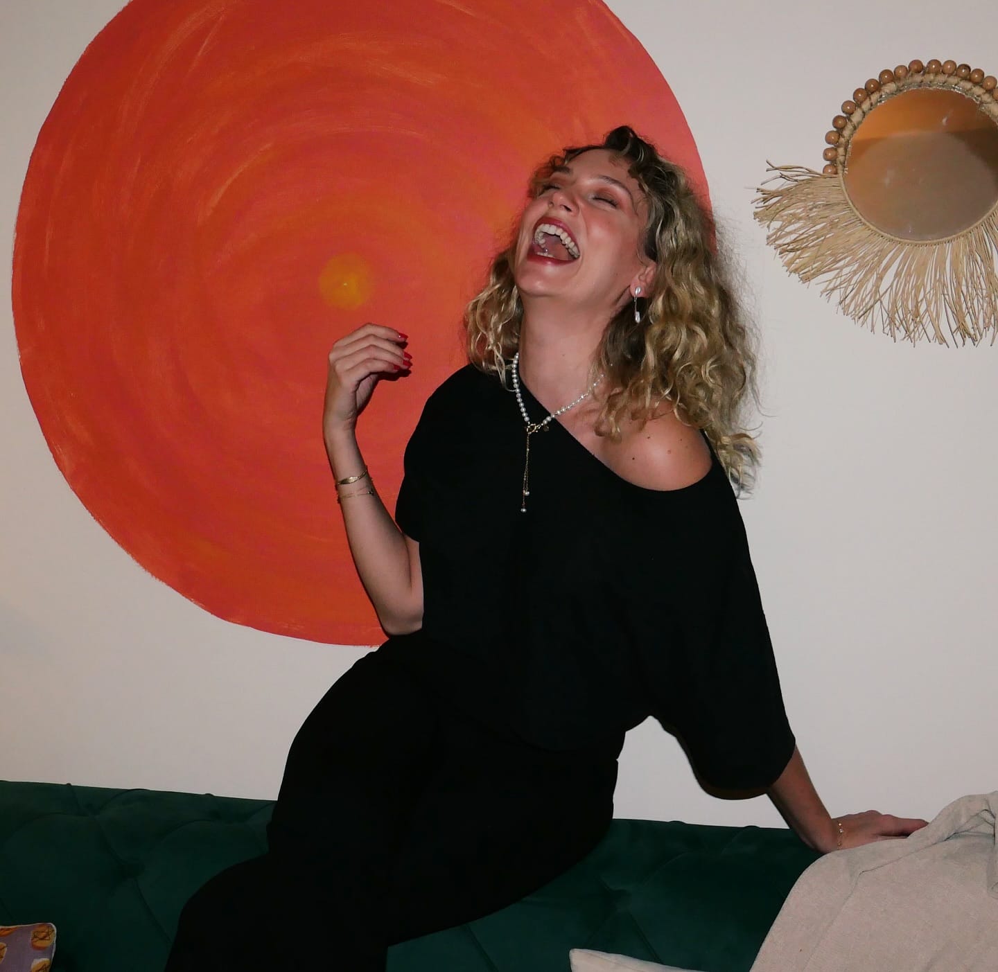 Farah Zeynep Abdullah - Seriendarsteller (37 yaşında) - Ana profil fotoğrafı ve resmi görsel