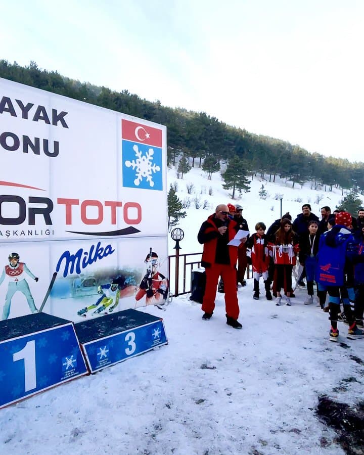 Gülden Avşaroğlu - Sänger (42 yaşında) - fotoğraf 3