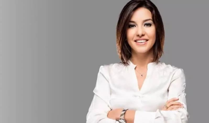 Gülfem Saydan Sanver - Yazar (48 yaşında) - fotoğraf 2
