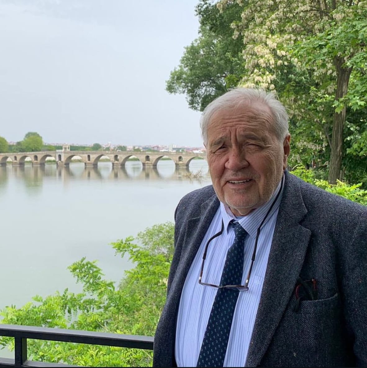 İlber Ortaylı - Yazar - Ana profil fotoğrafı ve resmi görsel