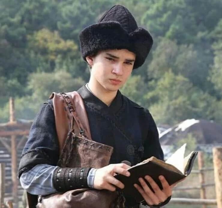 Kerem Bekişoğlu - Dizi Oyuncusu - fotoğraf 3