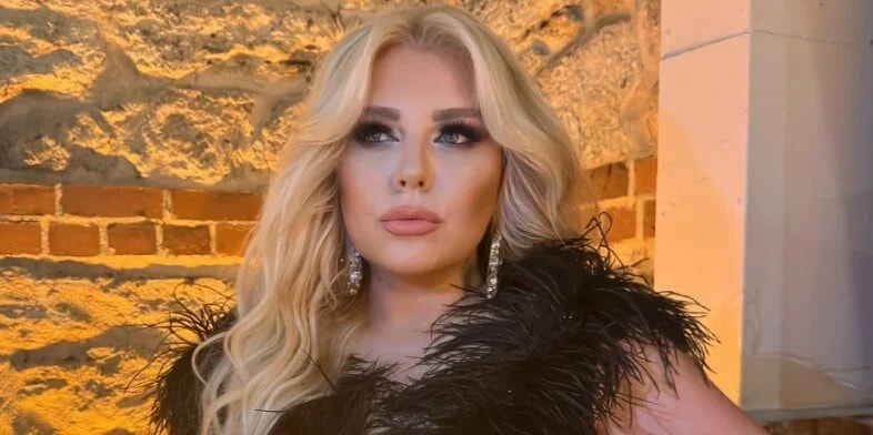 Mehsem Özşimşir - Şarkıcı - Ana profil fotoğrafı ve resmi görsel