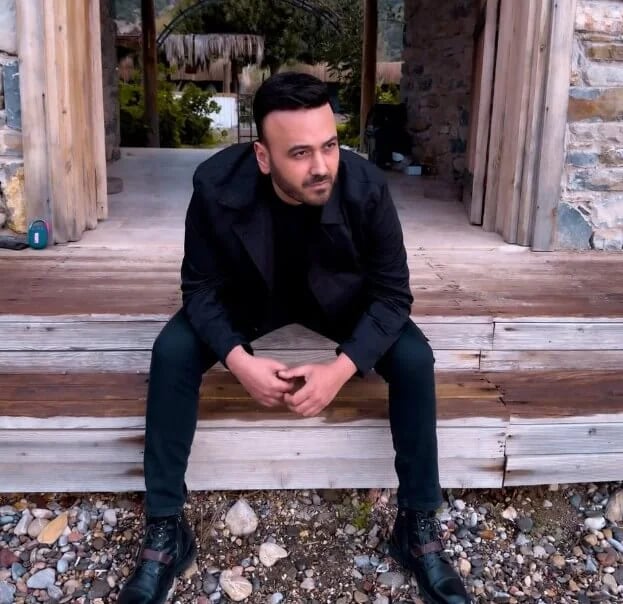 Necdet Kaya - Sänger (44 yaşında) - fotoğraf 3