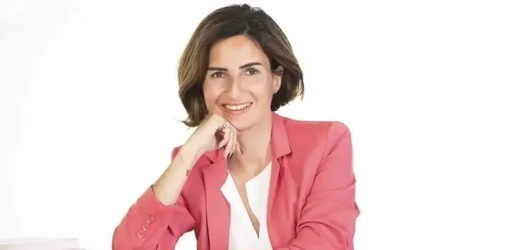 Ömür Sabuncuoğlu - Journalist - Ana profil fotoğrafı ve resmi görsel