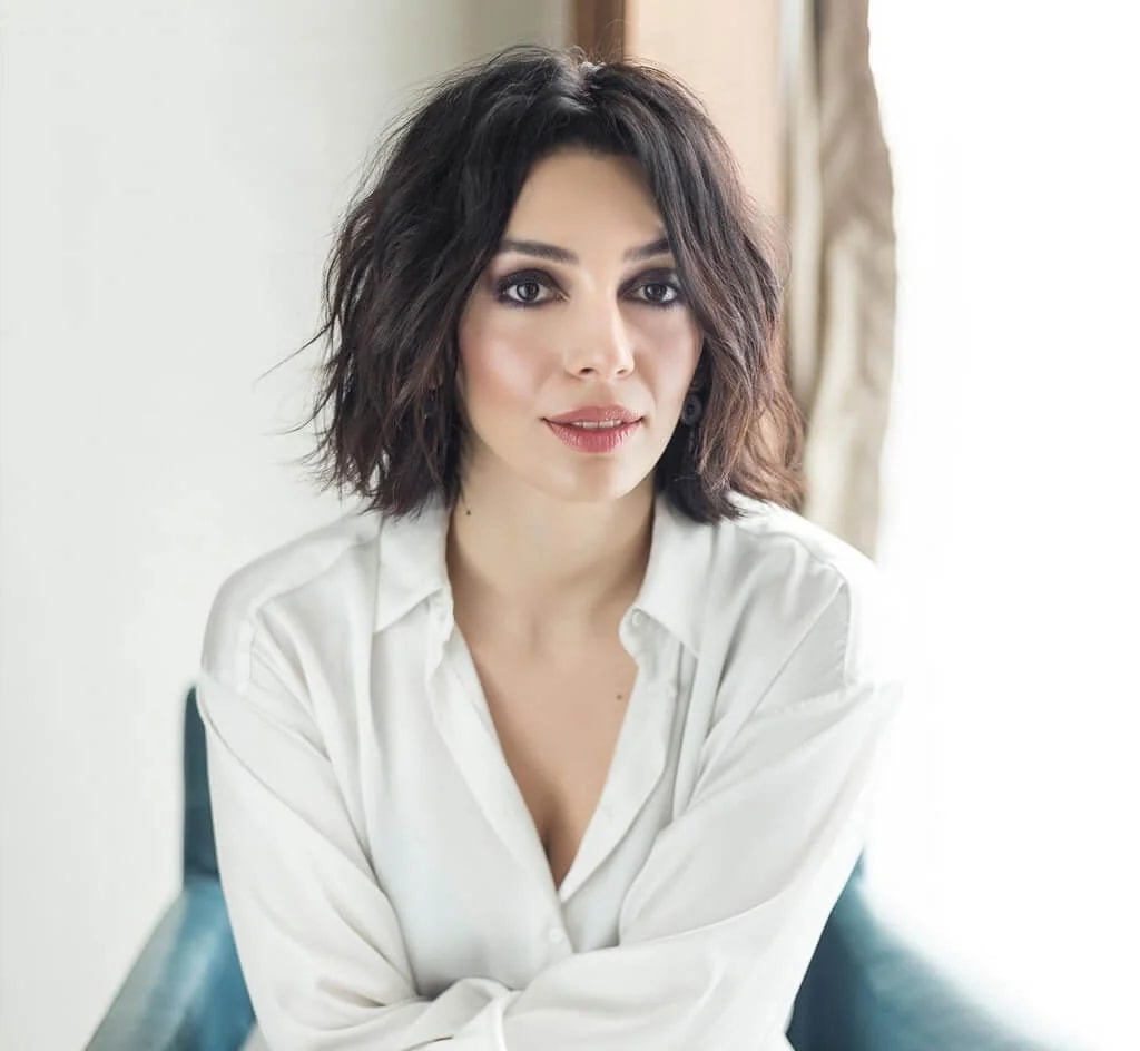 Özge Çelik - Aktyor (36 yaşında) - Ana profil fotoğrafı ve resmi görsel