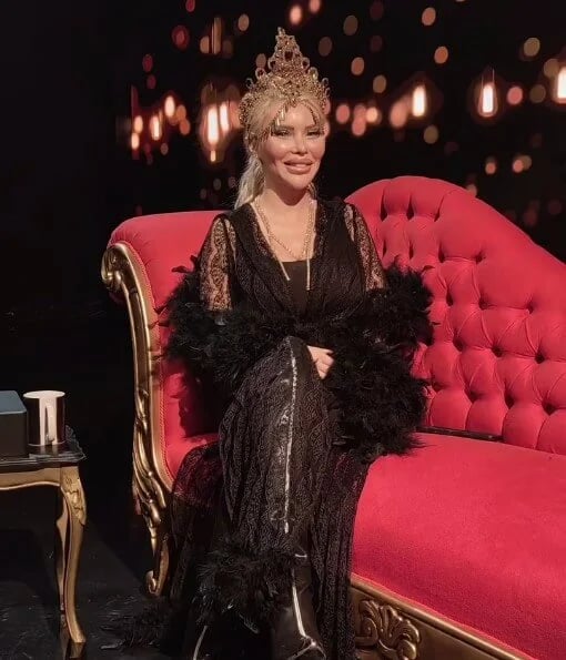 Pınar Özkurteller - Ressam (43 yaşında) - fotoğraf