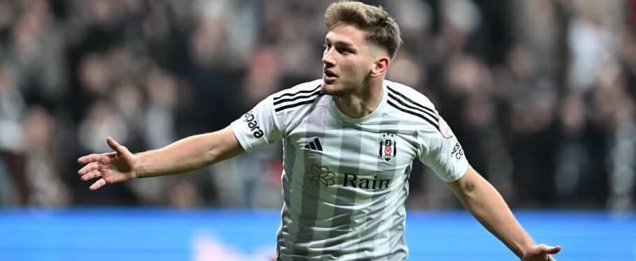 Semih Kılıçsoy - Fußballspieler (21 yaşında) - fotoğraf 3