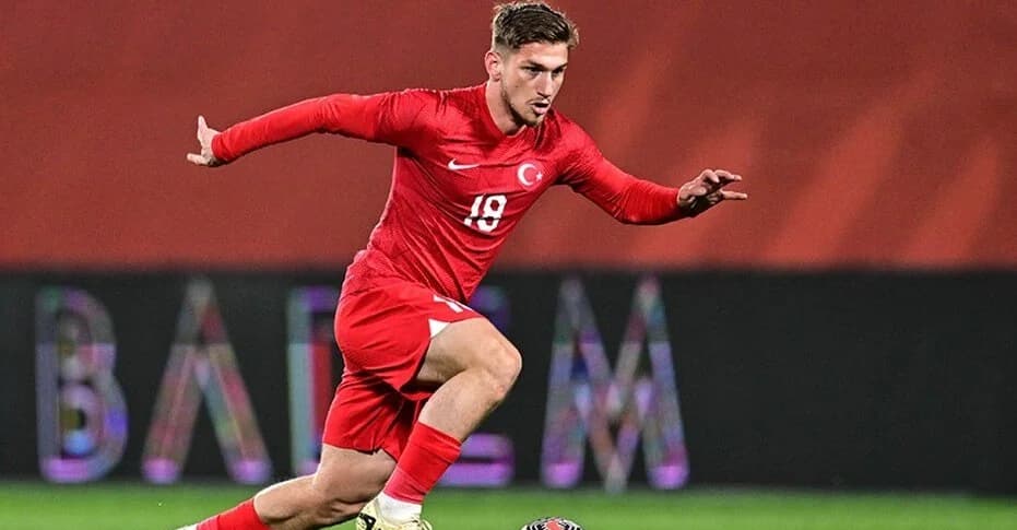 Semih Kılıçsoy - Fußballspieler (21 yaşında) - fotoğraf 4