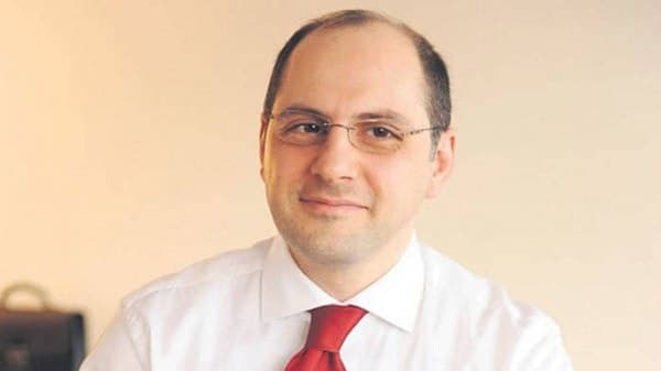 Serhat Albayrak - İş İnsanı (52 yaşında) - fotoğraf 5