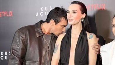 ibrahimcelikkolbirceakalaykustu Negiyer Blog İbrahim Çelikkol ve Birce Akalay bir etkinlikte yan yana dururken