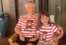 Aziz Yıldırım ve kızı Yaz Yıldırım aynı tişörtlerle doğum günü kutluyor