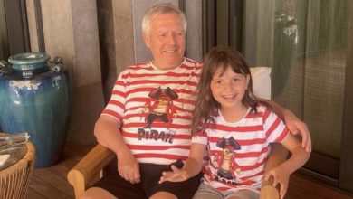 azizyildirimyazyildirimdogumgunu Negiyer Blog Aziz Yıldırım ve kızı Yaz Yıldırım aynı tişörtlerle doğum günü kutluyor