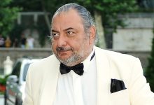 Reha Muhtar velayet davası çıkışı adliye önünde açıklama yaparken