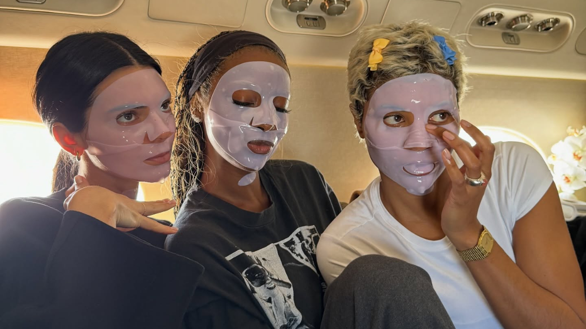 kendalljenner30yasdogumgunupozlari Negiyer Blog Kendall Jenner 30 yaş günü tatilinden cesur pozlarıyla gündemde